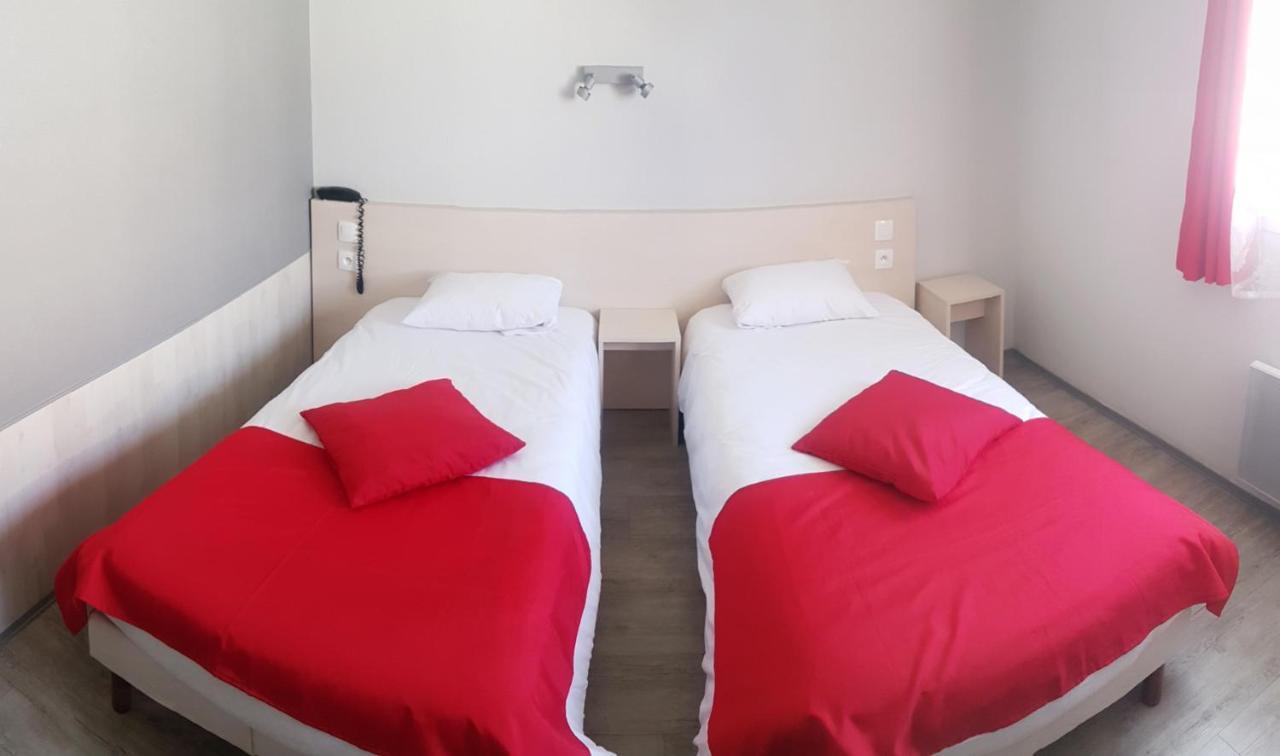 Hotel La Berangere Перуж Экстерьер фото